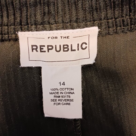 For the Republic Dark Green Corduroy Skirt, Button Front, Pockets, SZ 14, Preppy - Picture 2 of 11